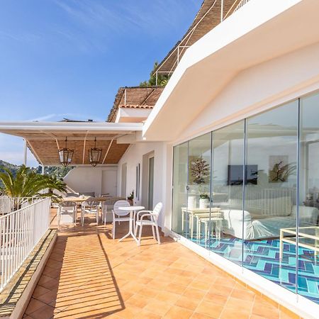 Villa Rita Apartments มัสซาลูเบรนเซ ภายนอก รูปภาพ