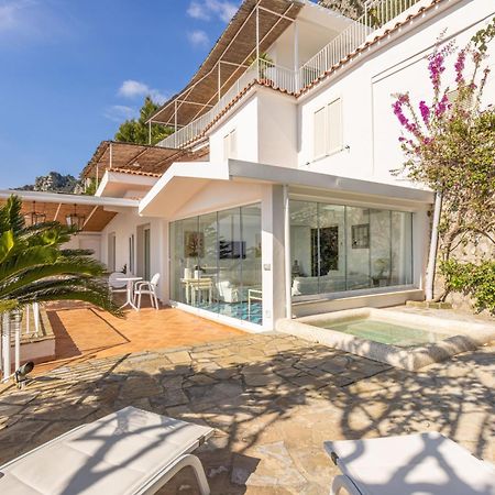 Villa Rita Apartments มัสซาลูเบรนเซ ภายนอก รูปภาพ