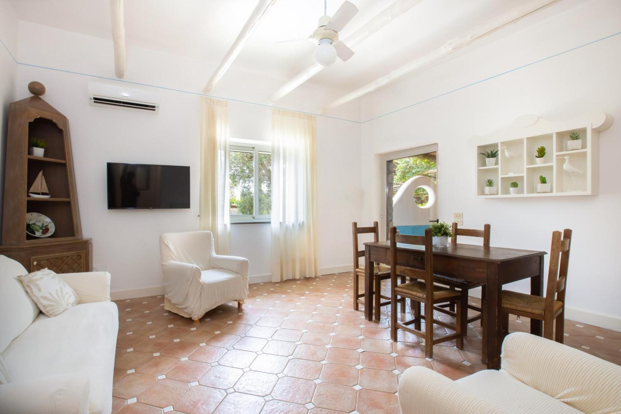 Villa Rita Apartments มัสซาลูเบรนเซ ภายนอก รูปภาพ