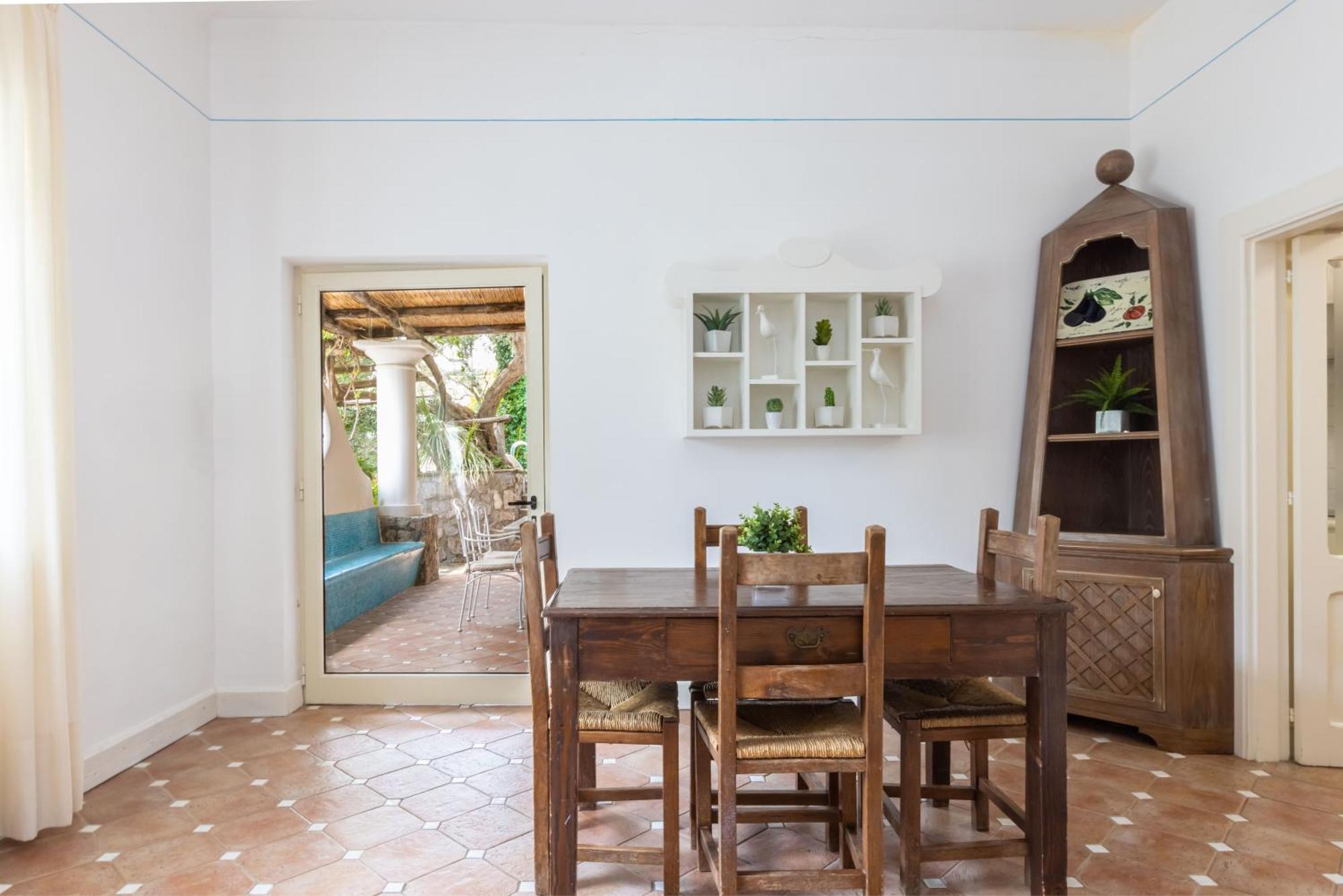 Villa Rita Apartments มัสซาลูเบรนเซ ภายนอก รูปภาพ