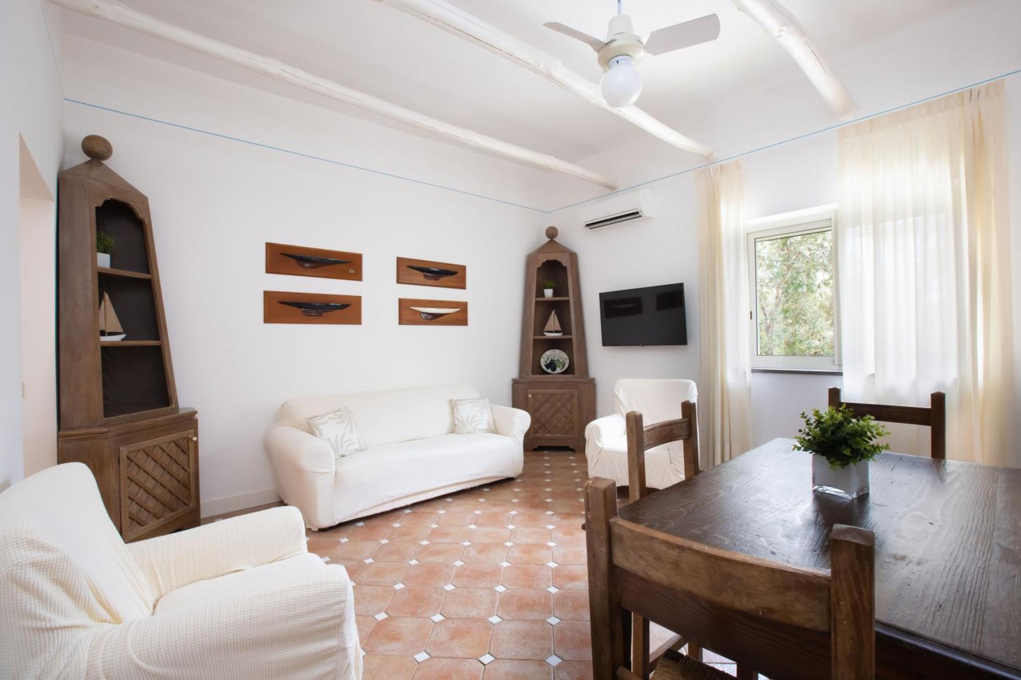 Villa Rita Apartments มัสซาลูเบรนเซ ภายนอก รูปภาพ