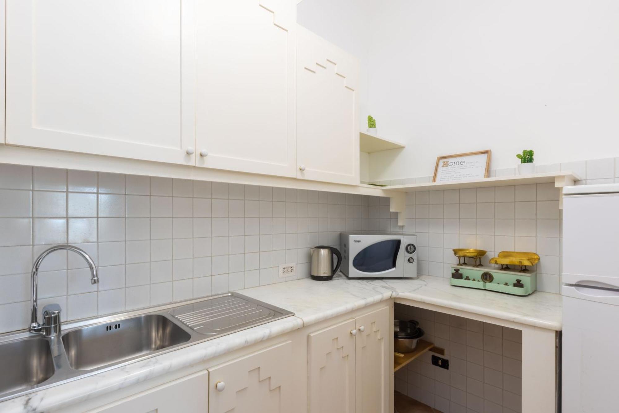 Villa Rita Apartments มัสซาลูเบรนเซ ภายนอก รูปภาพ