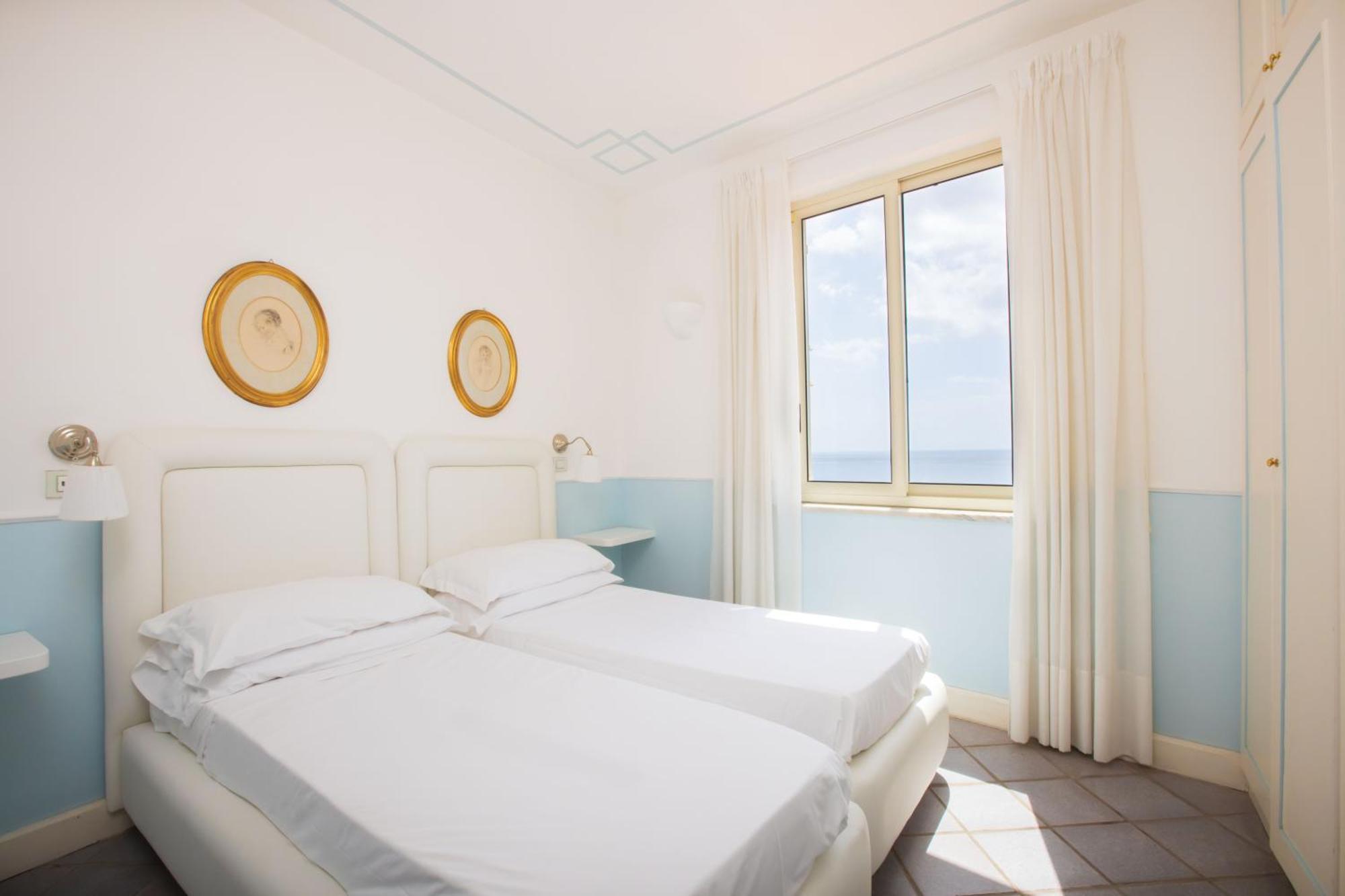 Villa Rita Apartments มัสซาลูเบรนเซ ภายนอก รูปภาพ