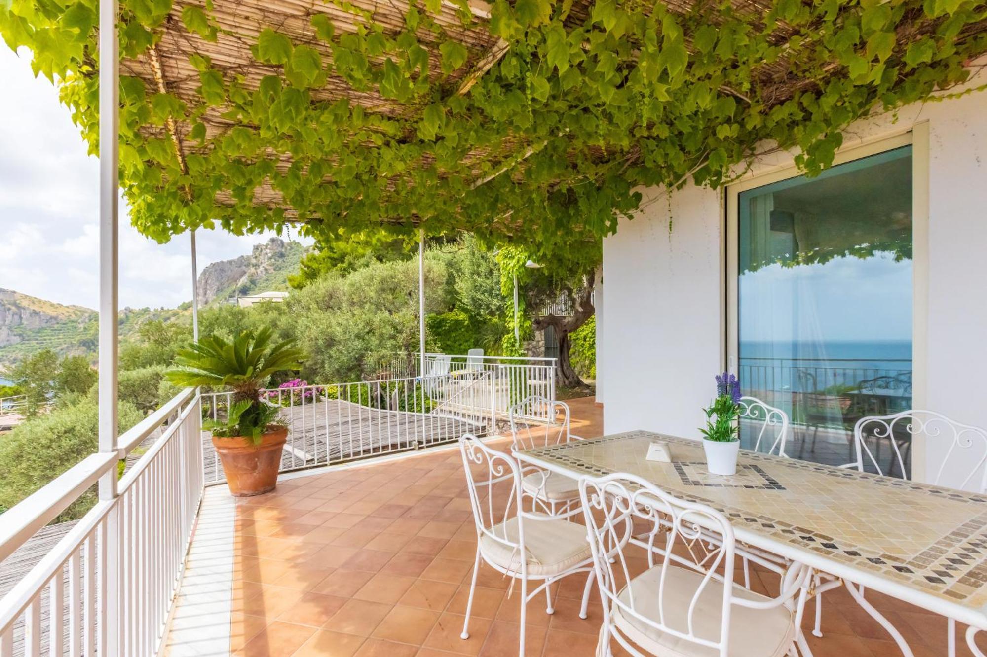 Villa Rita Apartments มัสซาลูเบรนเซ ภายนอก รูปภาพ