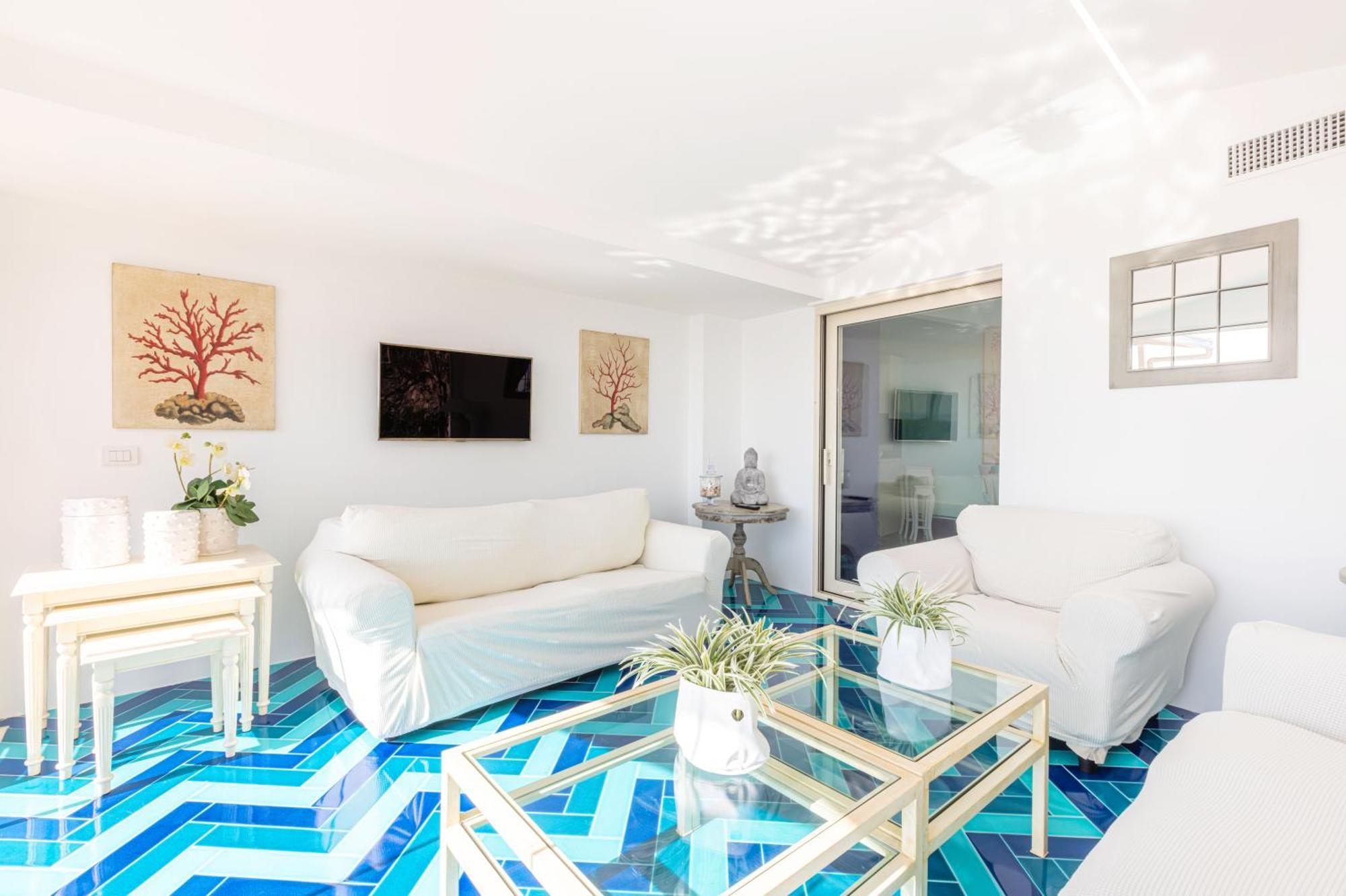 Villa Rita Apartments มัสซาลูเบรนเซ ภายนอก รูปภาพ